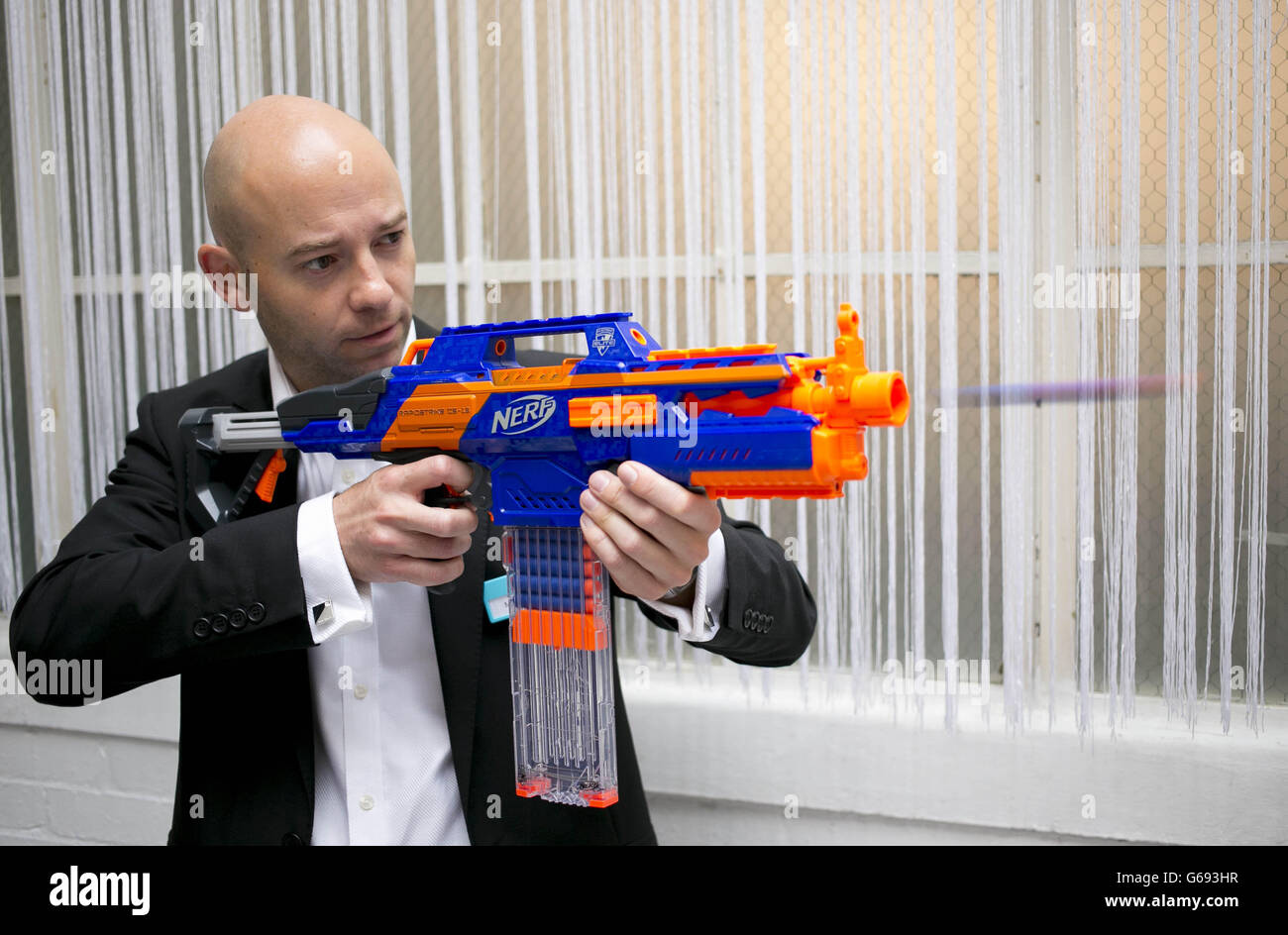 Nerf toys logo editorial photo. Image of games, commercial - 114319371