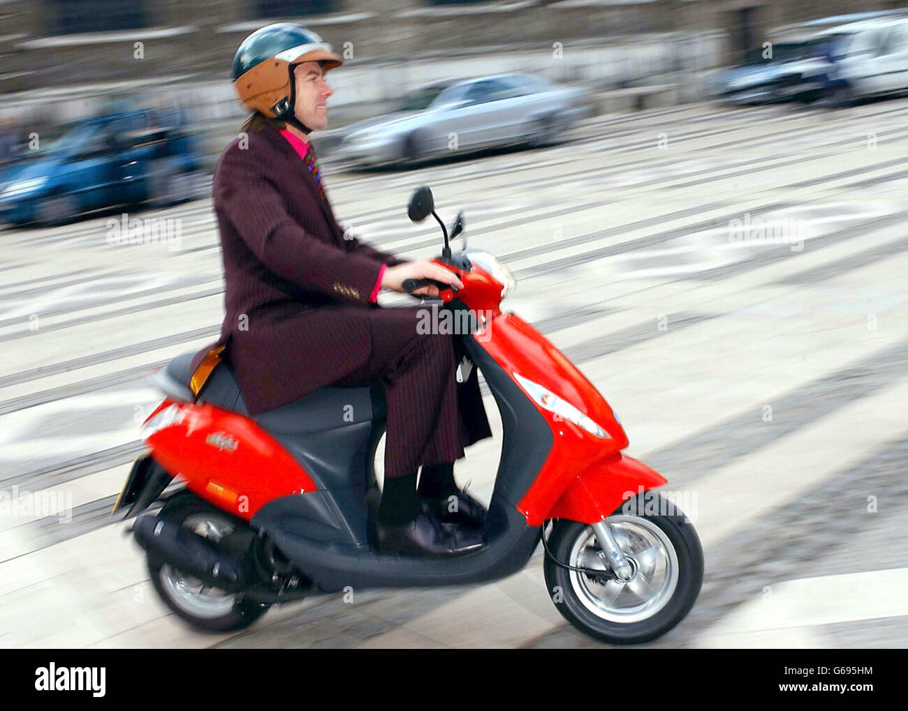 Piaggio zip 4t hi-res stock photography and images - Alamy
