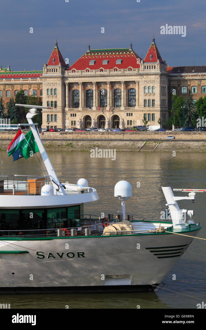 Hungary, Budapest, University of Technology and Economics, Danube River, cruise ship, Stock Photo