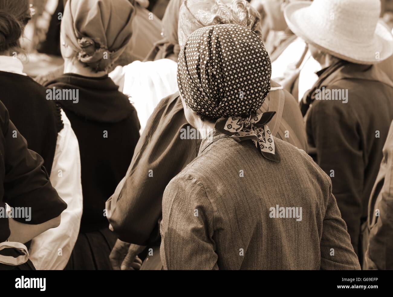 Retro elderly women hi-res stock photography and images - Alamy