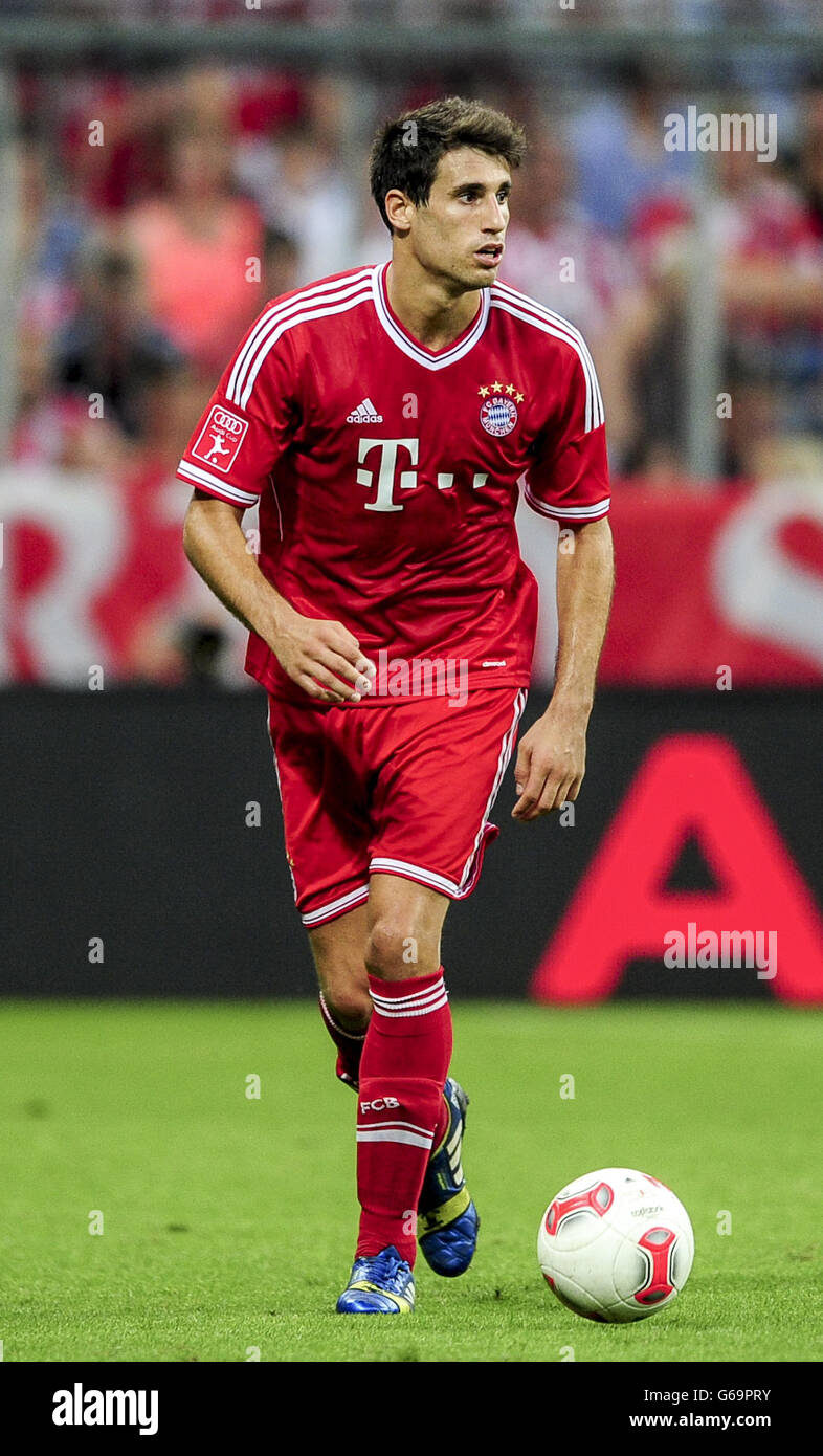 Soccer - 2013 Audi Cup - Final - Bayern Munich v Manchester City - Allianz Arena. Javi Martinez, Bayern Munich Stock Photo