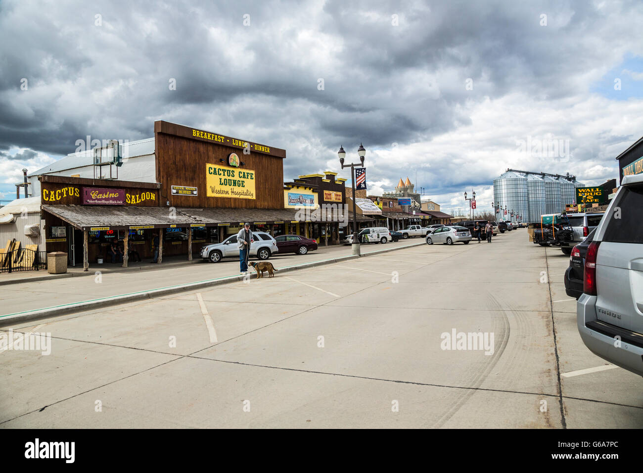 Town of Wall South Dakota Main Street and silos Stock Photo Alamy