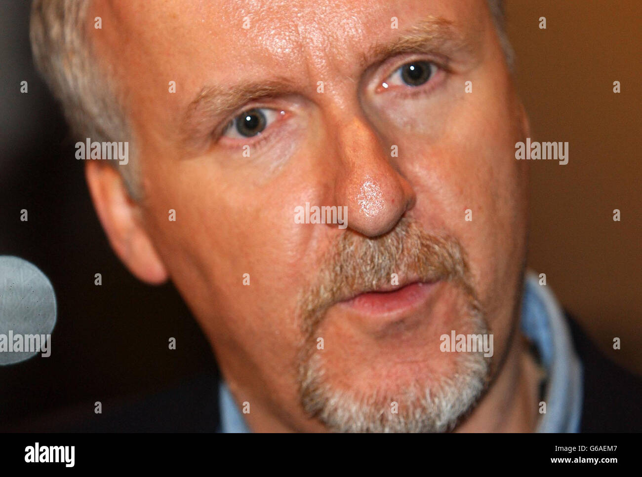 Canadian film director James Cameron arriving at the UK premiere of his new film 'Ghosts of the Abyss' at the Science Museum. Stock Photo