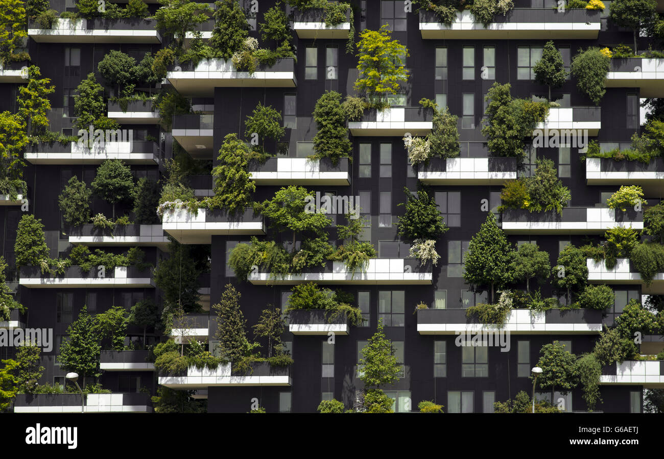 Vertical location hi-res stock photography and images - Alamy