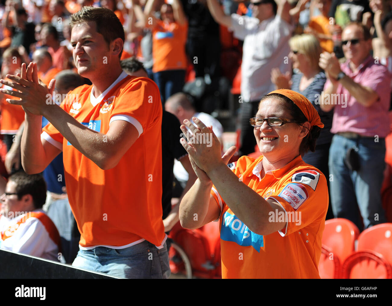 Blackpool fans in stands keepmoat stadium hi-res stock photography and ...