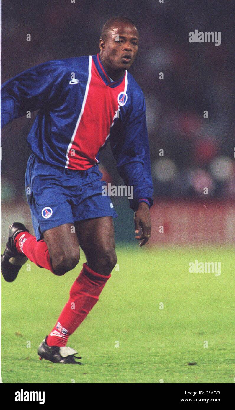 UEFA 1996 EUROPEAN CUP WINNERS CUP FINAL PARIS ST GERMAIN v RAPID