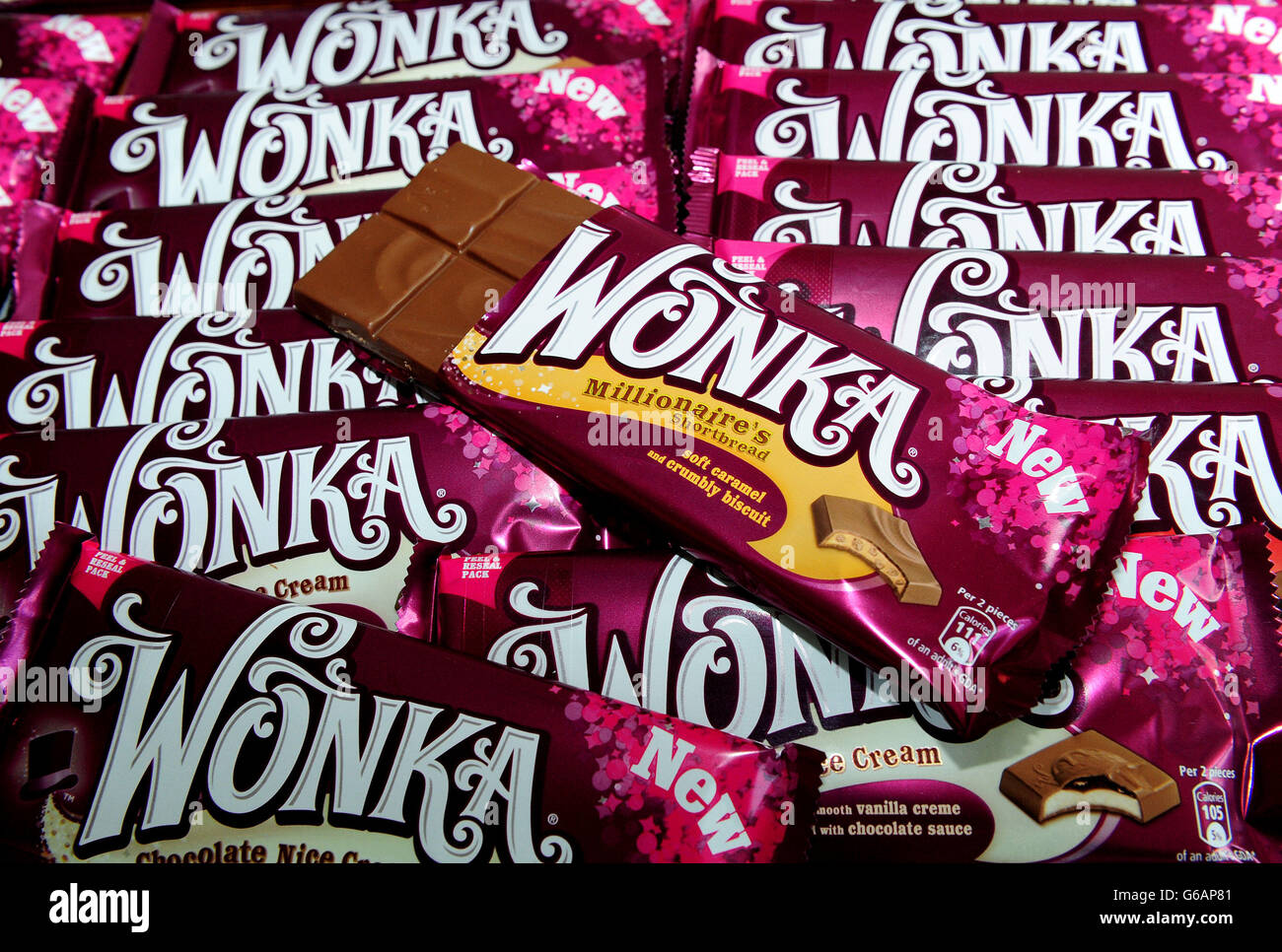 Wonka chocolate bar launch Stock Photo - Alamy