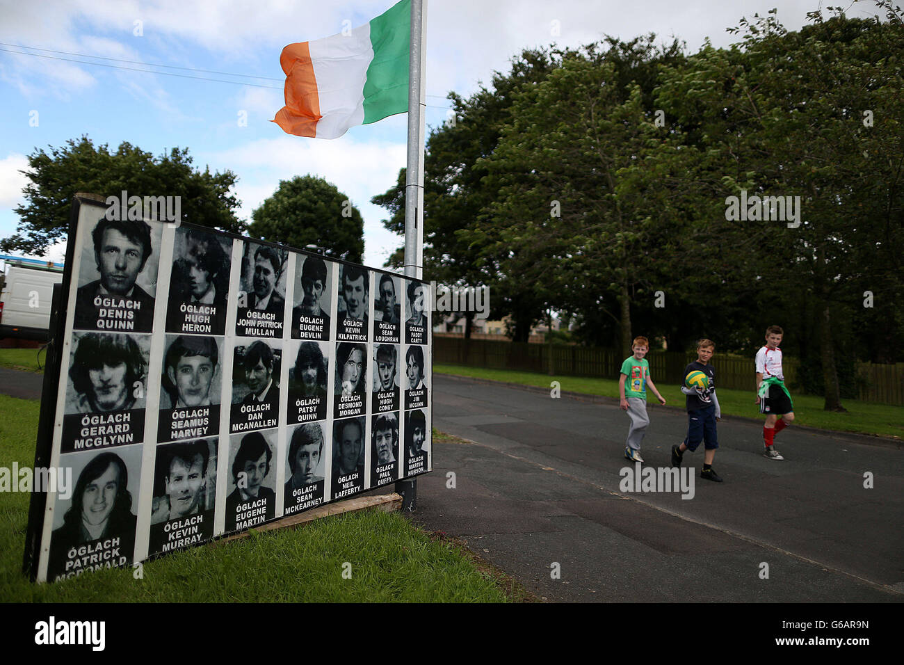 A placard commemorating IRA volunteers in a housing estate in Castlederg, County Tyrone ahead of the controversial parade by IRA supporters. Stock Photo