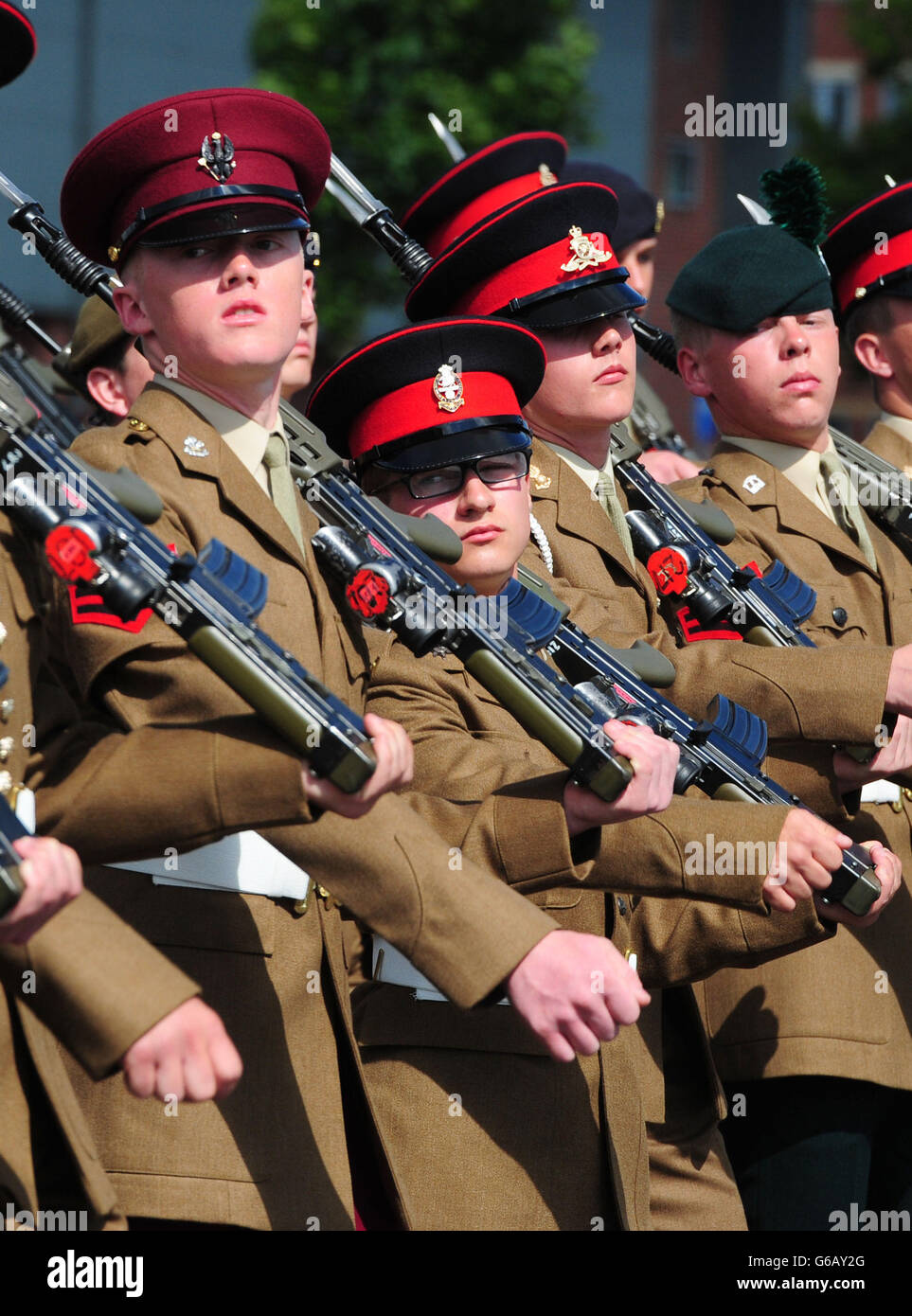 Junior soldiers march during their graduation parade at the Army Foundation  College, Harrogate Stock Photo - Alamy