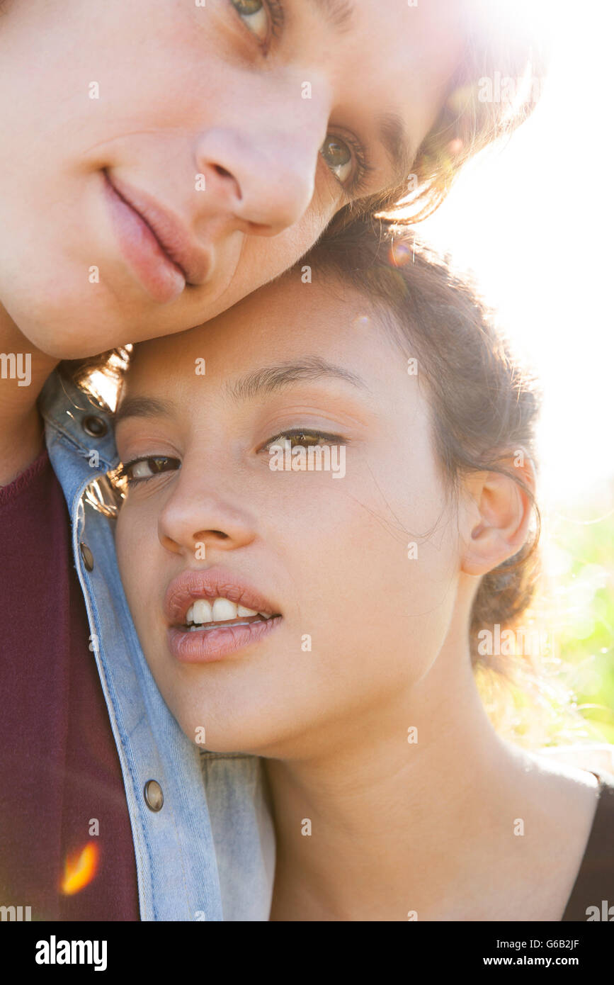 Portrait two young individuals hi-res stock photography and images - Alamy