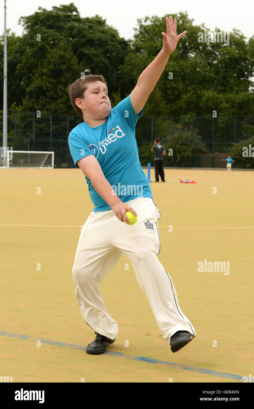 Cricket - Fifth Investec Ashes Test - Day Three - England v Australia - The Kia Oval Stock Photo