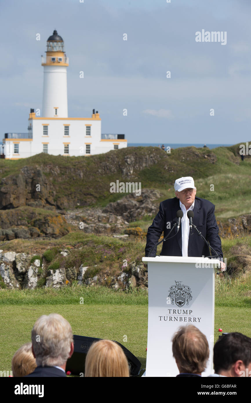 Donald trump podium hi-res stock photography and images - Alamy