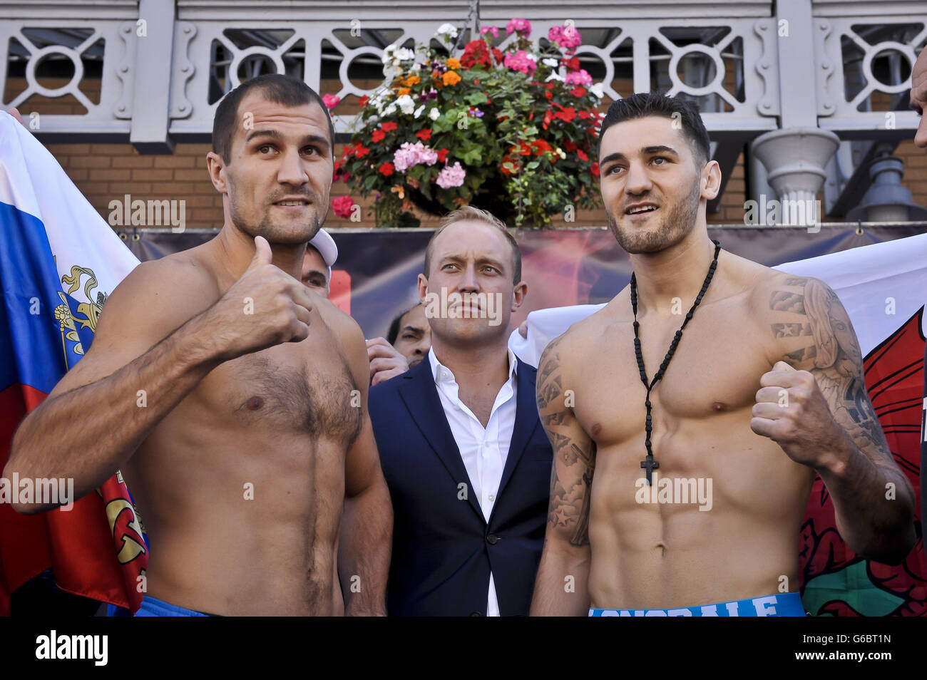 Boxing - WBO Light Heavyweight Title - Nathan Cleverly v Sergey Kovalev - Weigh In - Cardiff. WBO World Light-Heavyweight Champion Nathan Cleverly, right, and Russian Sergey Kovalev during the weigh in in Queen Street, Cardiff. Stock Photo