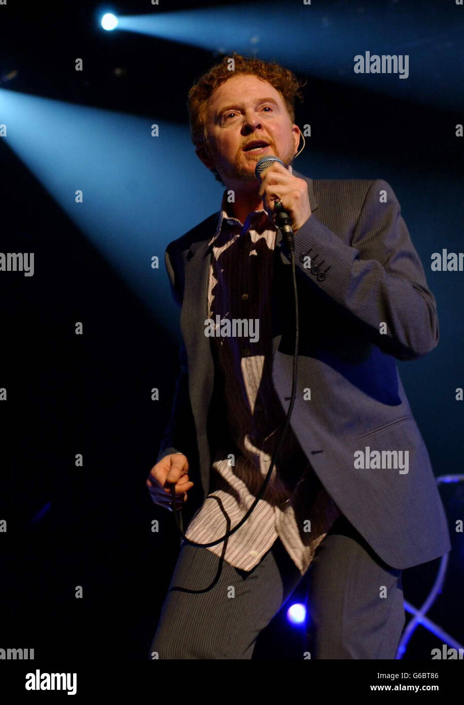 Simply Red concert Stock Photo Alamy