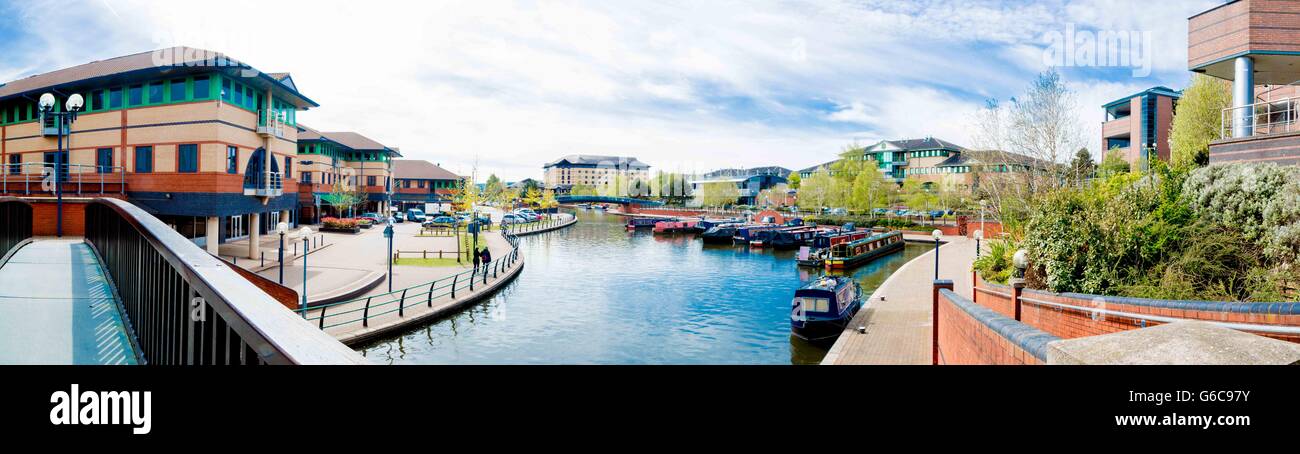 Boats, offices and restaurants at The Waterfront, Merry Hill, Brierley Hill, West Midlands Stock Photo