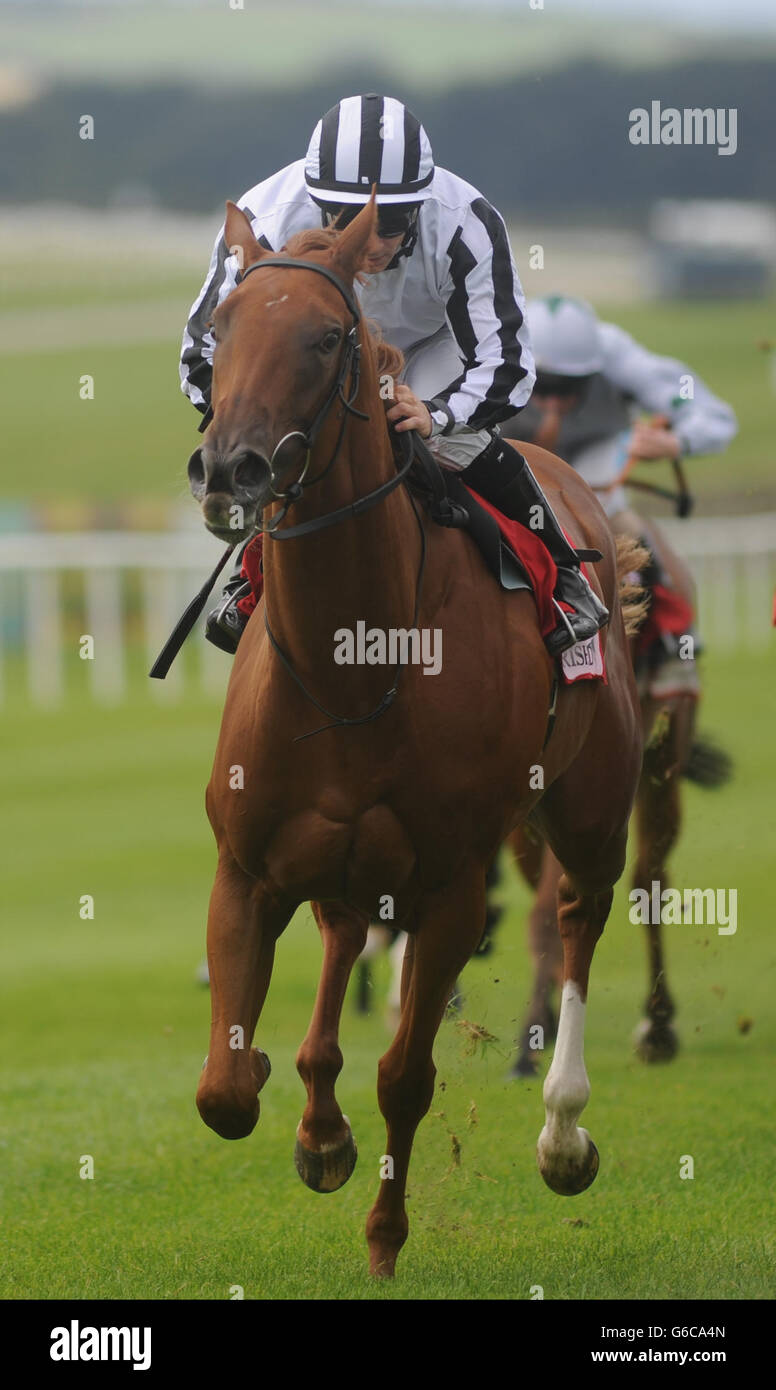 Jockey Wayne Lordan rides Come to Heel to victory in The Irish Field Curragh Stakes Race during the Galileo Futurity Stakes Day at the Curragh Racecourse, Co Kildare, Ireland. Stock Photo