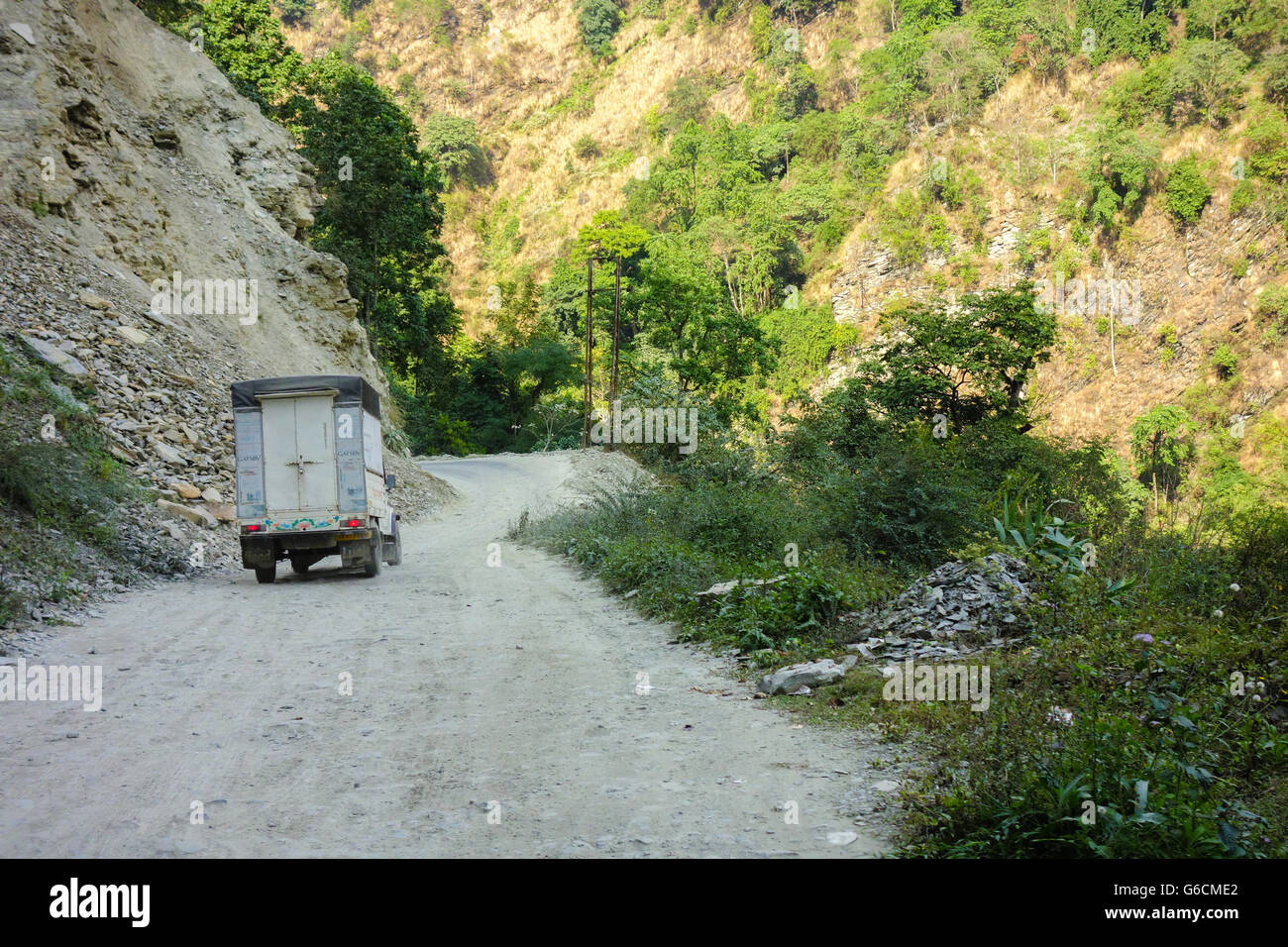 Landslide prone narrow road en route to Pelling, Sikkim from Darjeeling, West Bengal, India Stock Photo