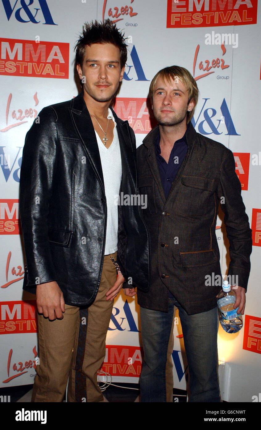 Pop stars the rivals finalists Andrew Kinlochan & Chris Parks arrive at the Victoria & Albert Museum, for the 2003 EMMA (Ethnic Multicultural Media Academy) Awards launch party. Stock Photo