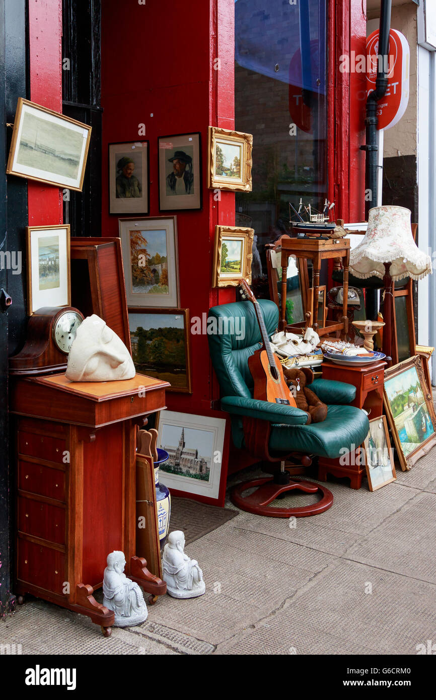 Secondhand goods and bric-abrac for sale, Glasgow, Scotland, UK Stock Photo