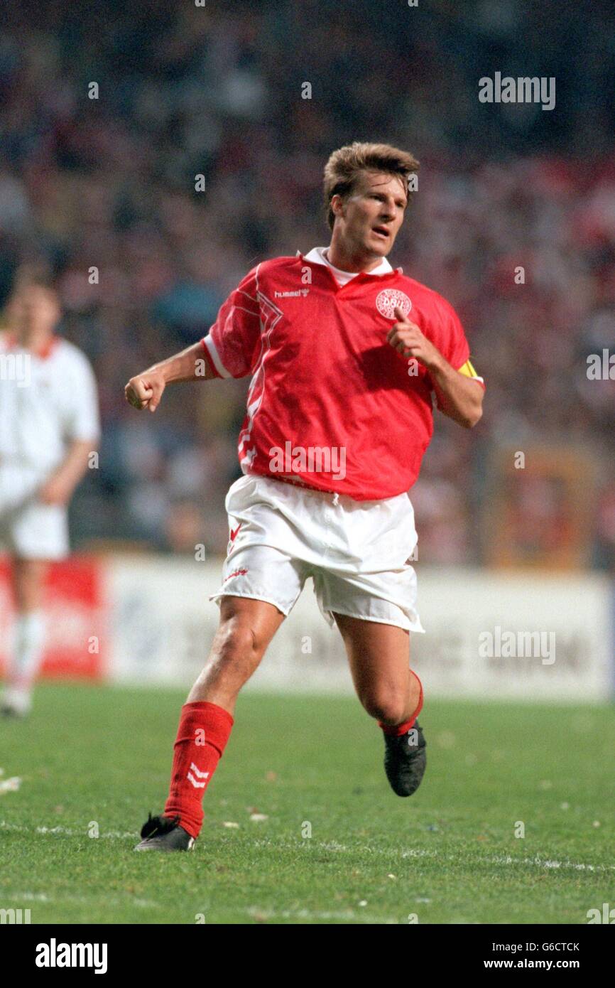 Fabrizio ravanelli juventus hi-res stock photography and images - Alamy