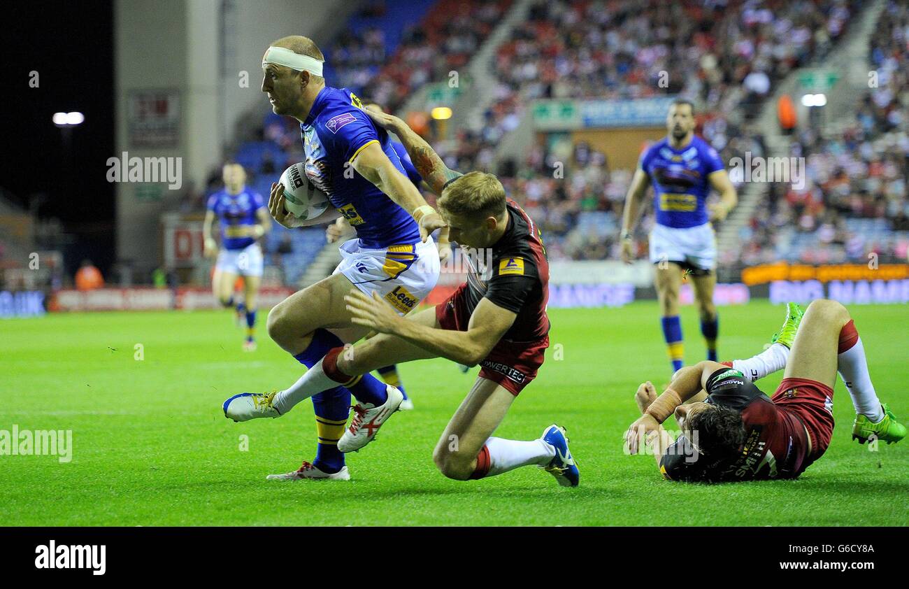 Matty smith wigan warriors rugby hi-res stock photography and images ...