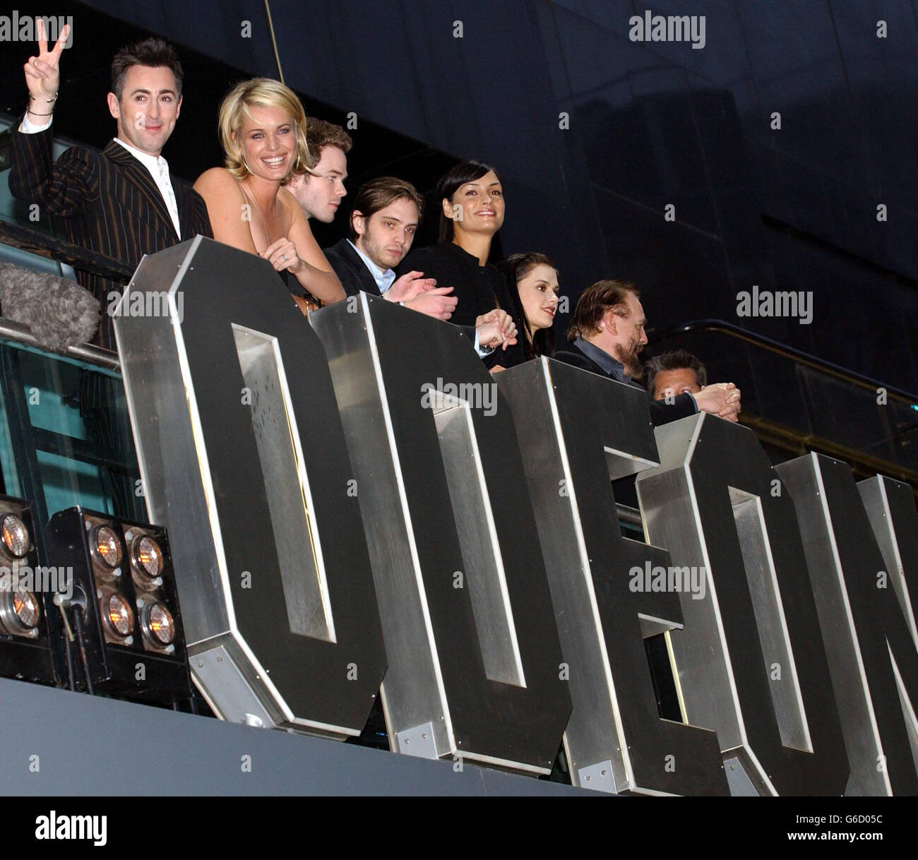 Cast x men 2 premiere hi-res stock photography and images - Alamy
