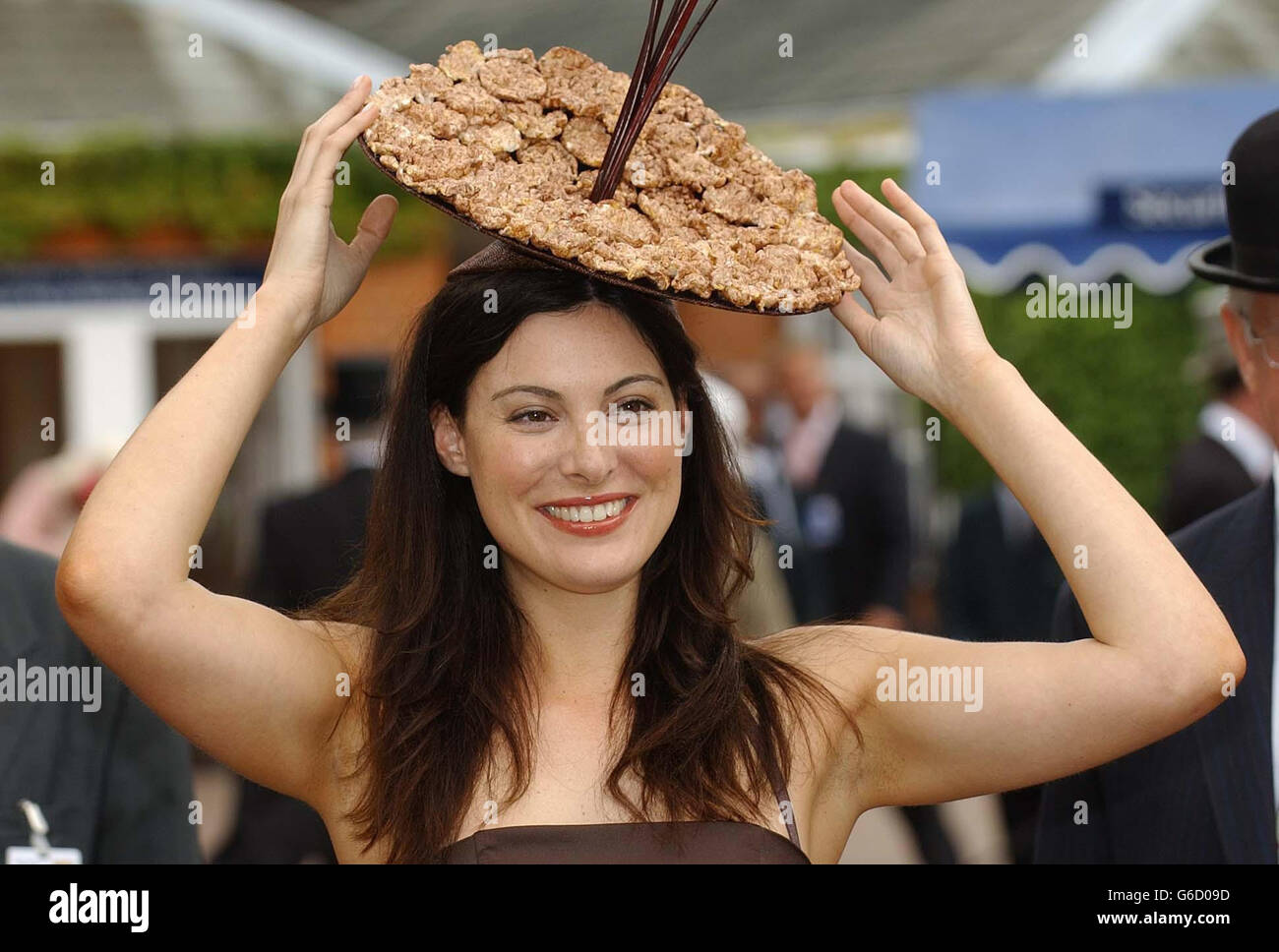 The sport of fashion hat hotsell