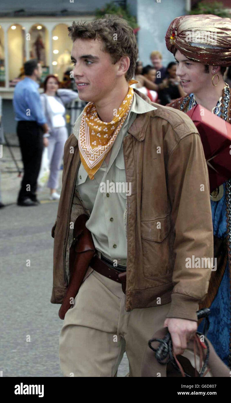 Prince William's 21st Birthday Party. Guests arrives at Windsor Castle