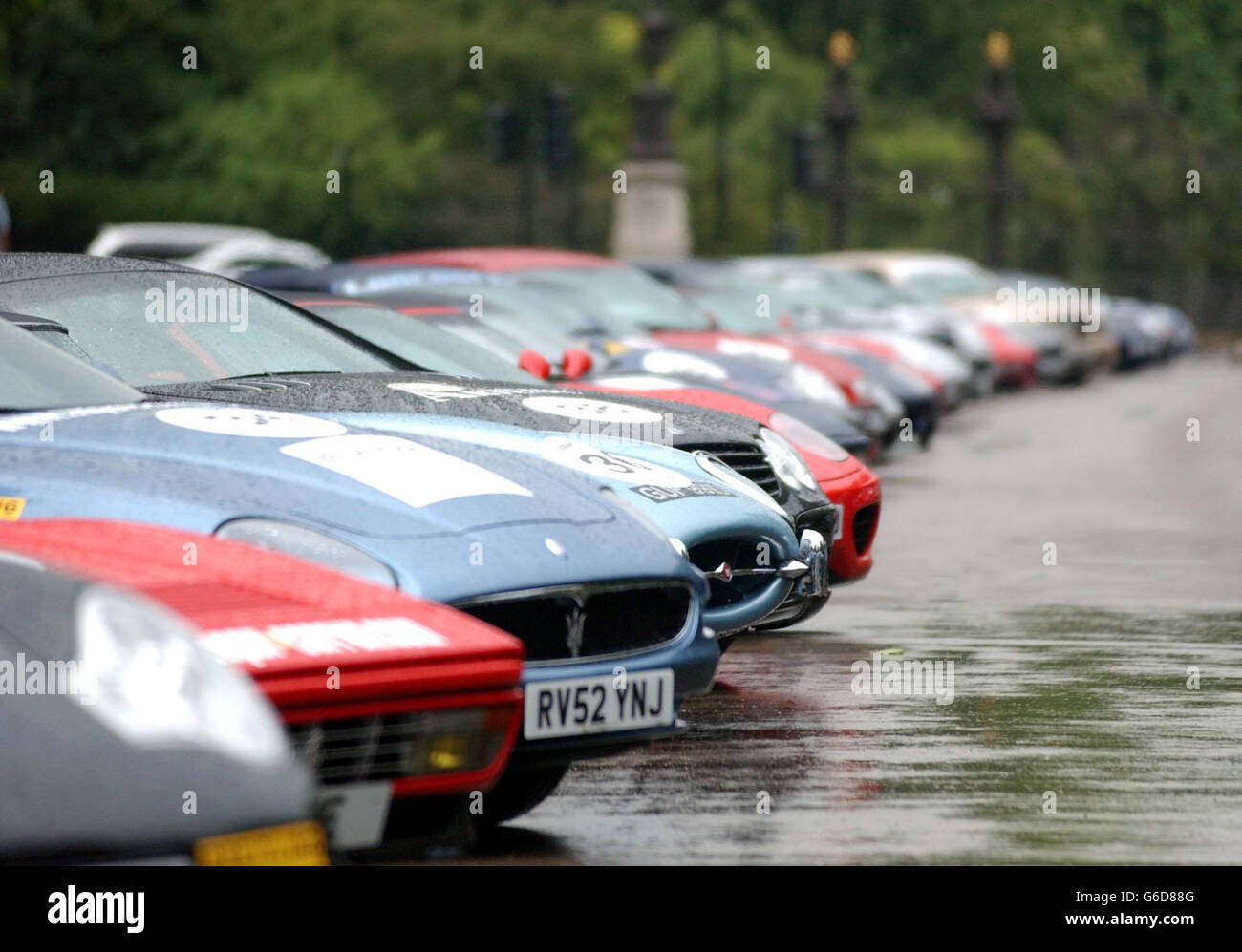 Various Sports Cars Lined Up At The Start Of The Supercars Run In Hyde Park London One Hundred Cars Including Ferraris Porches Aston Martins And Bentleys Will Be Lining Up For The