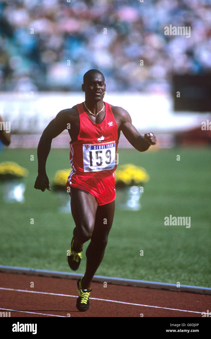 Ben johnson during the 100m heats at the seoul olympics hires stock