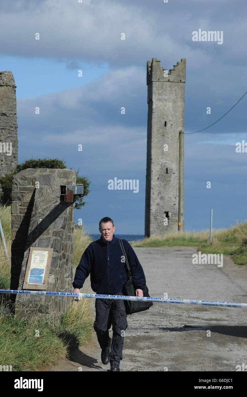 Body found on beach hires stock photography and images Alamy