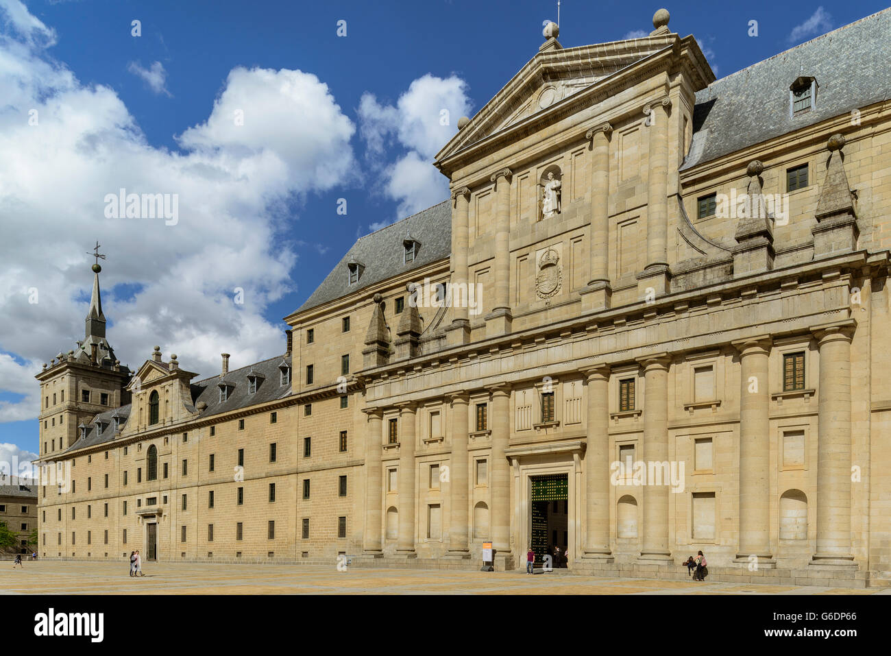 Monasterio san lorenzo de el escorial hi-res stock photography and ...