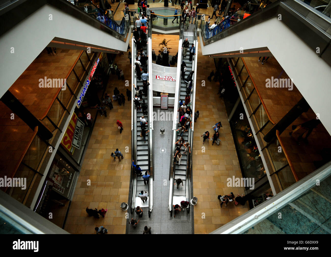 Birmingham bull ring general view hi-res stock photography and images ...