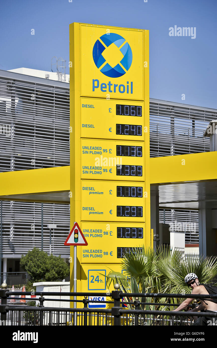 Fuel station gibraltar hi-res stock photography and images - Alamy