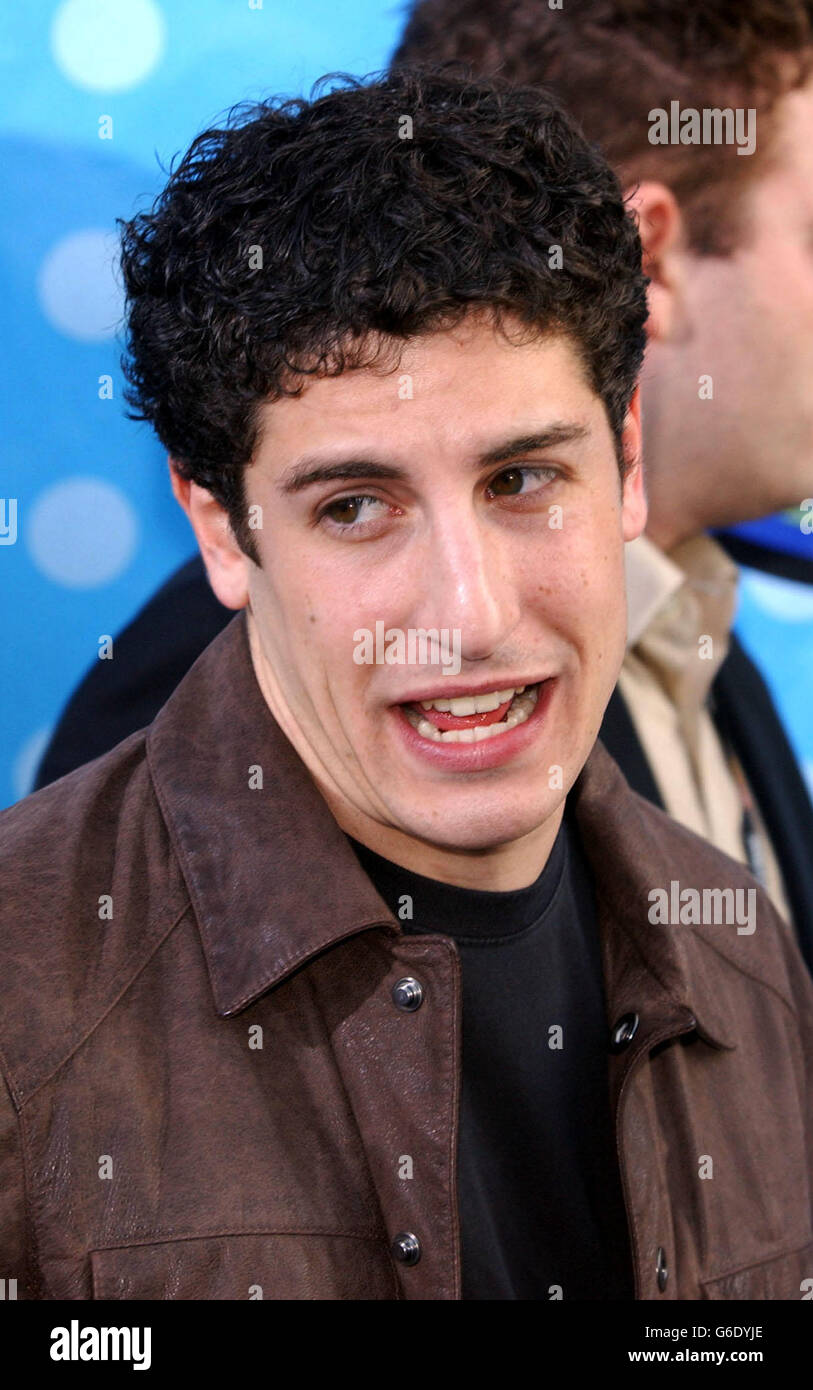 Actor jason biggs arriving shrine auditorium hires stock photography