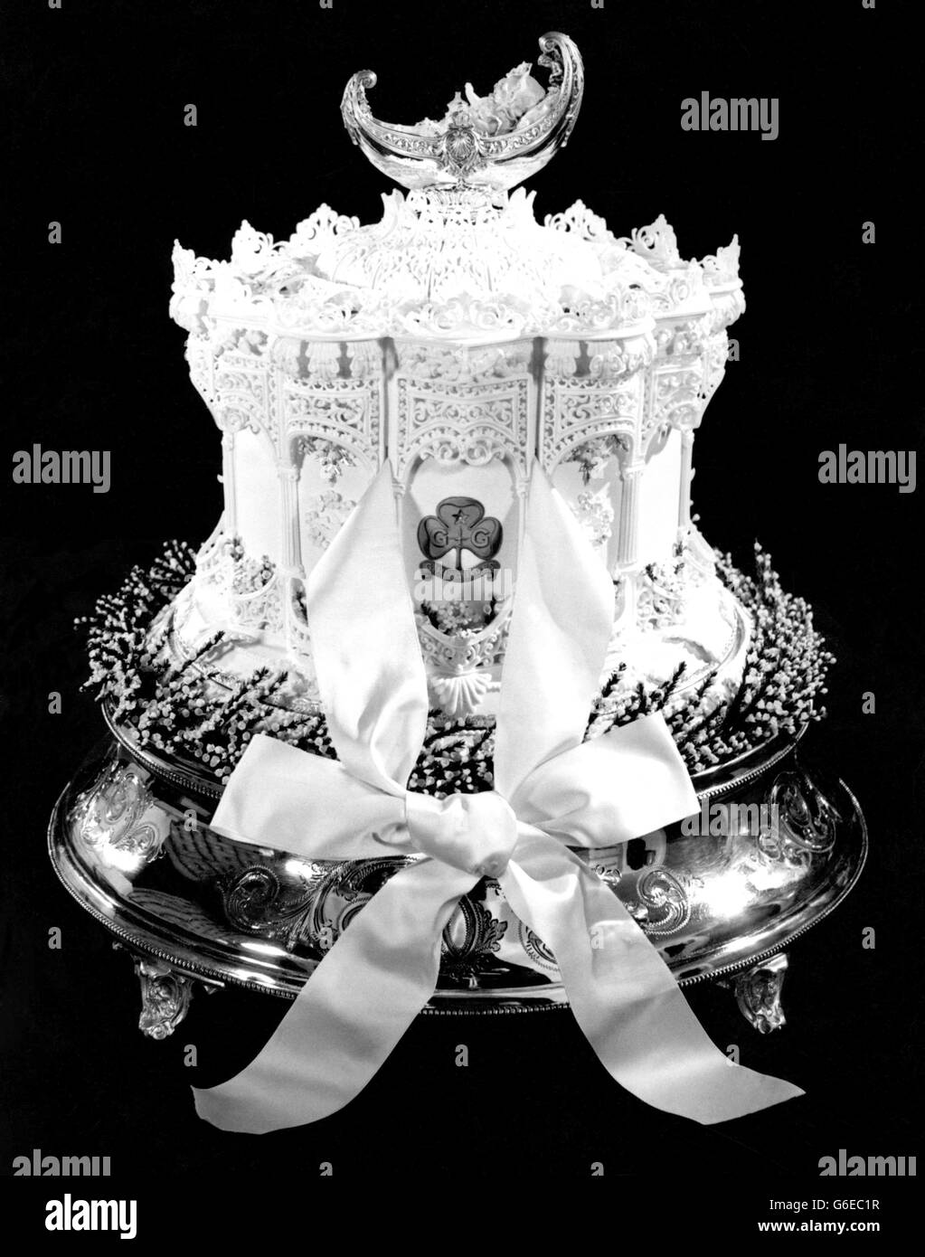 Slice of Princess Diana's 1981 wedding cake sells for $2,500