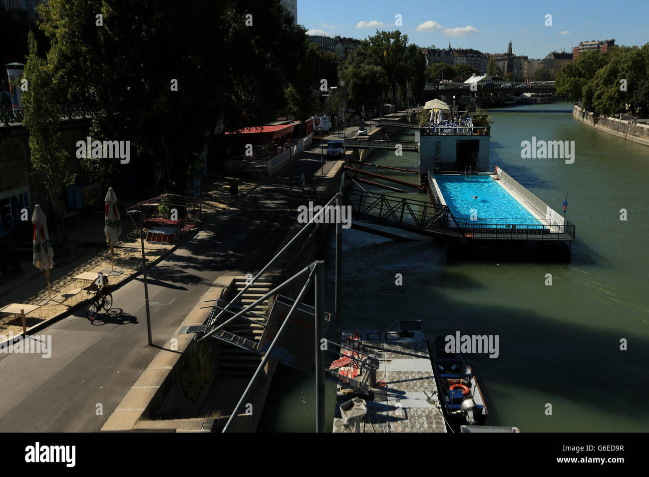 A floating swimming pool on the Donaukanal, Vienna, Austria Stock Photo