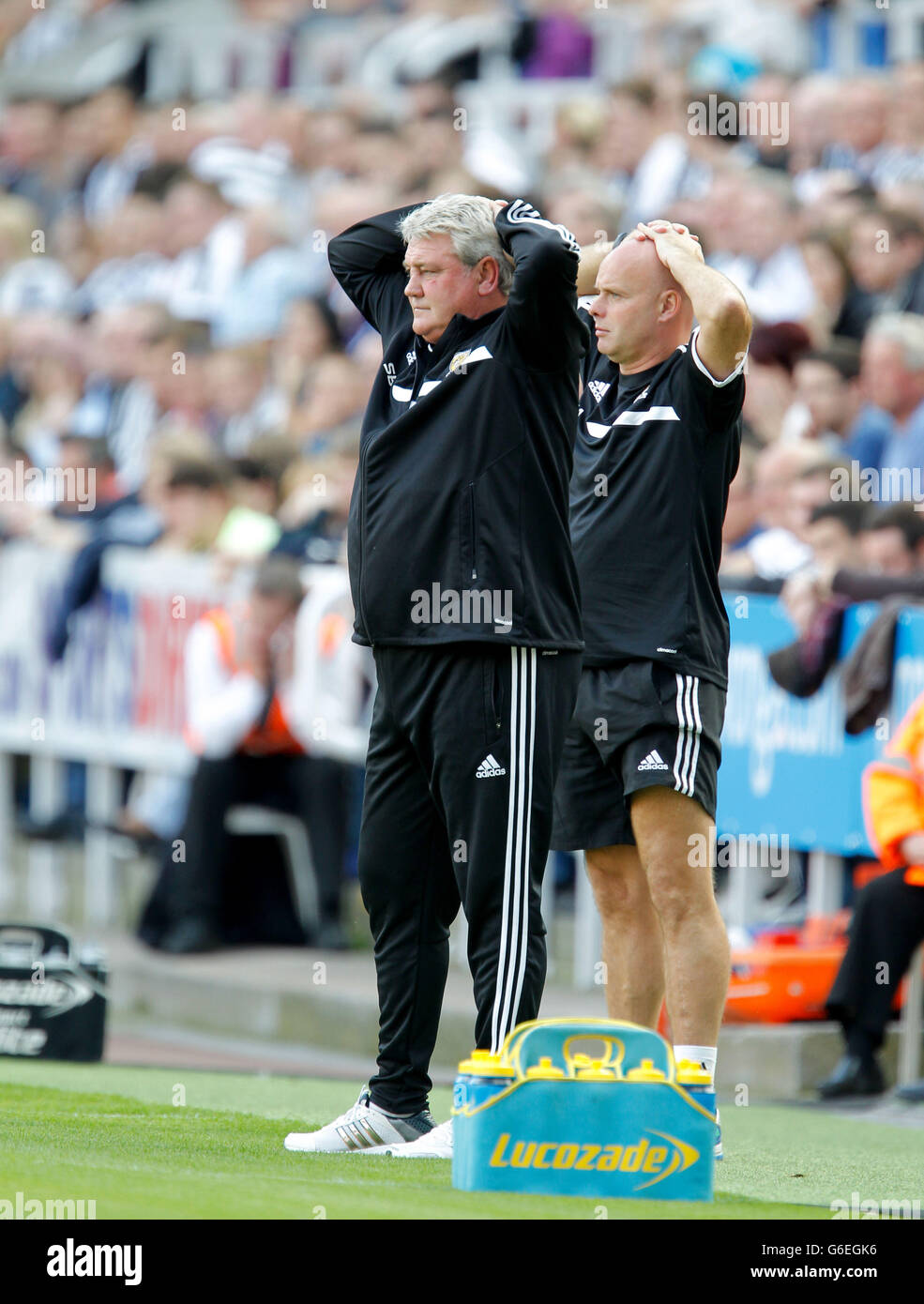Hull City manager Steve Bruce looks on as Newcastle score their second at the Barclays Premier League match at St James' Park, Newcastle. Stock Photo