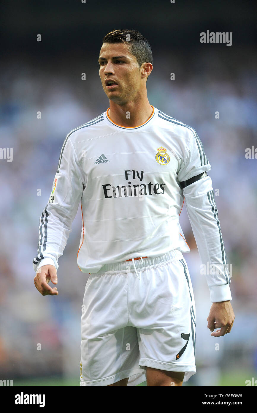 Cristiano ronaldo real madrid hi-res stock photography and images - Alamy