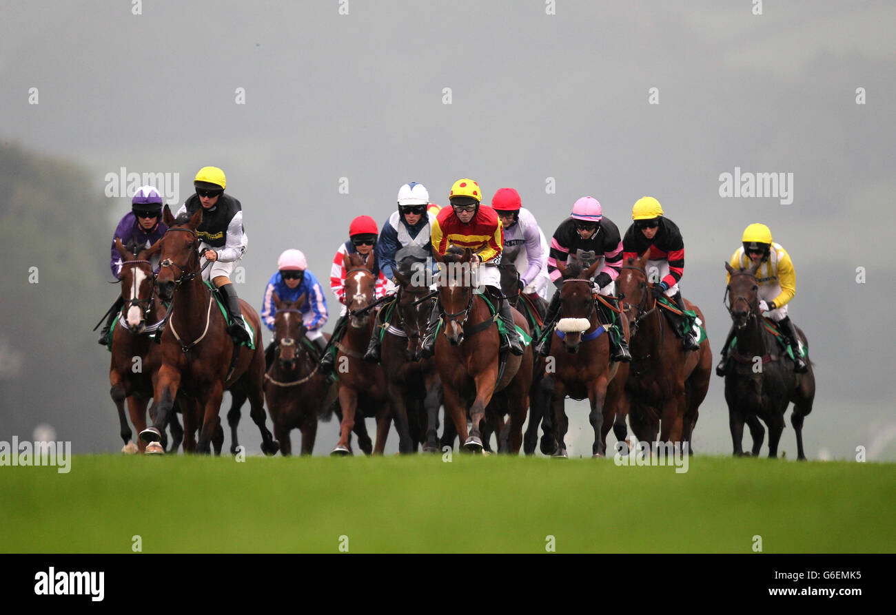 Chepstow racecourse flat hi-res stock photography and images - Alamy