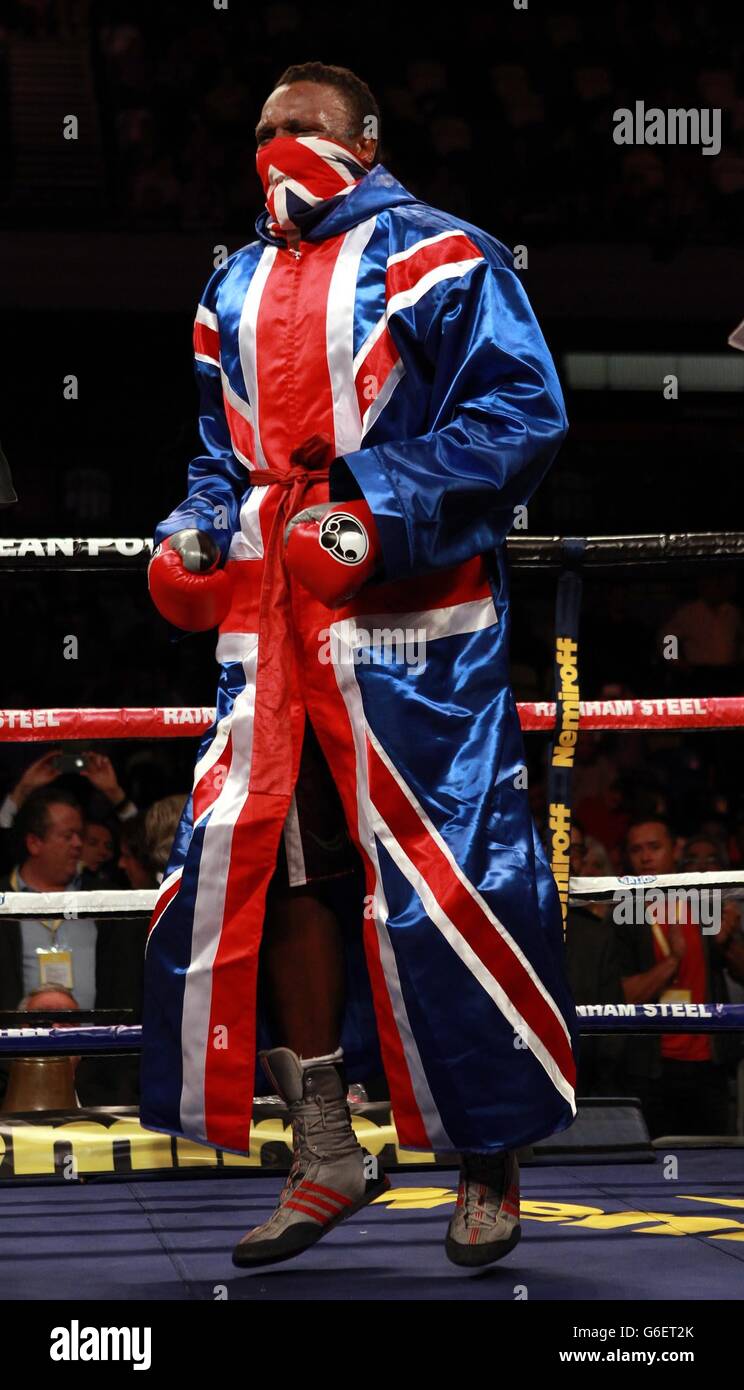 Boxing Copper Box Arena Stock Photo Alamy