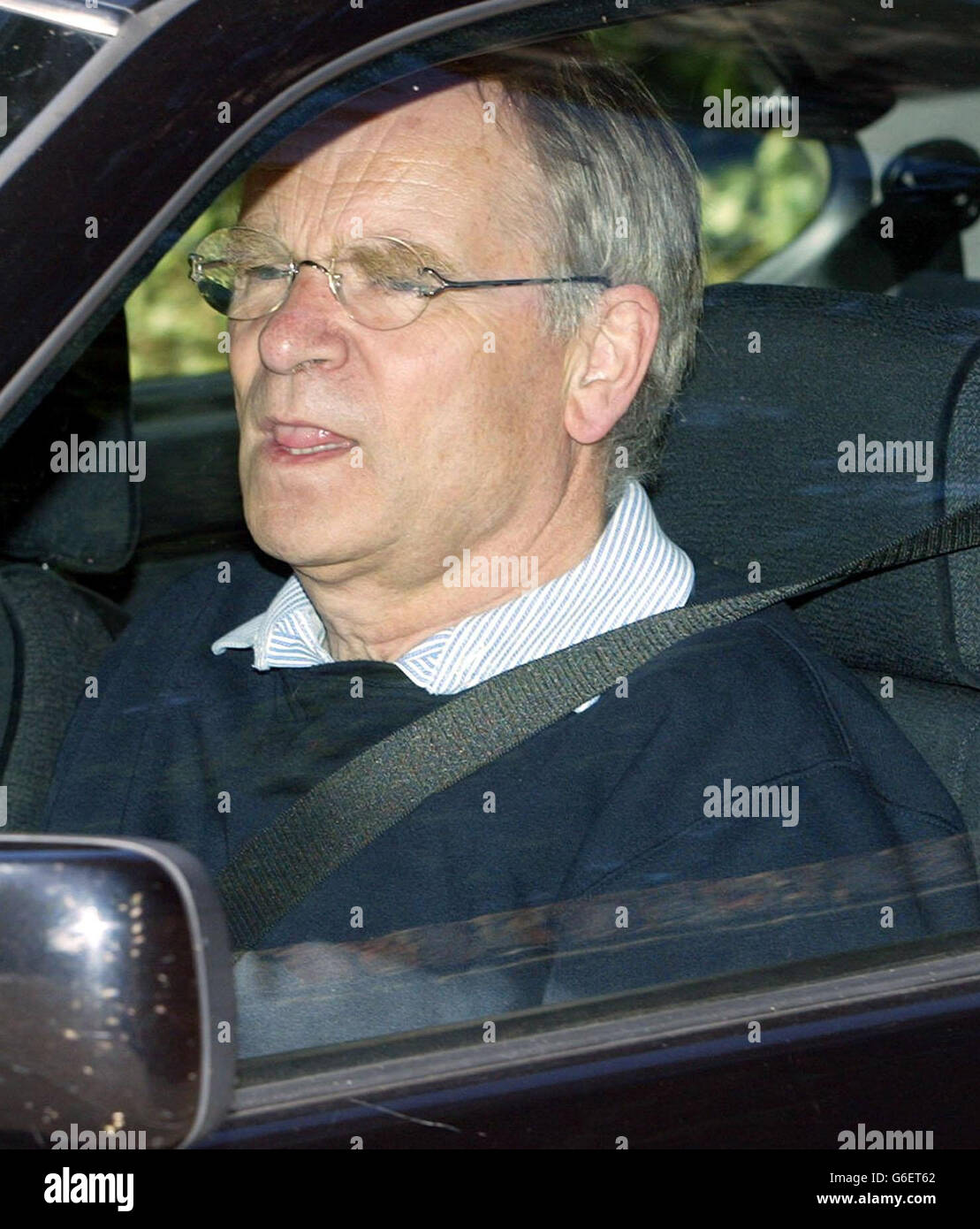 Lord Archer arrive at their home in Grantchester, Cambridgeshire. The disgraced peer was on a home visit from prison before his expected release. Stock Photo