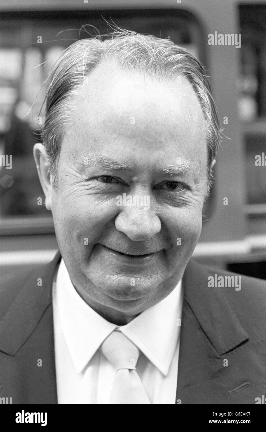 Television - Actor Peter Sallis Stock Photo - Alamy