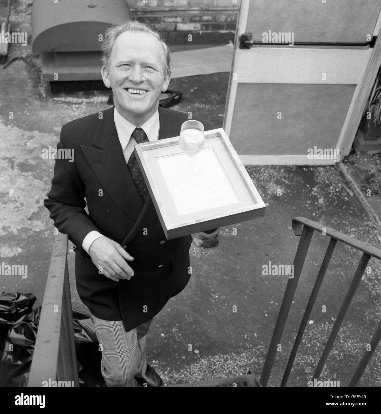 Gordon jackson actor hires stock photography and images Alamy