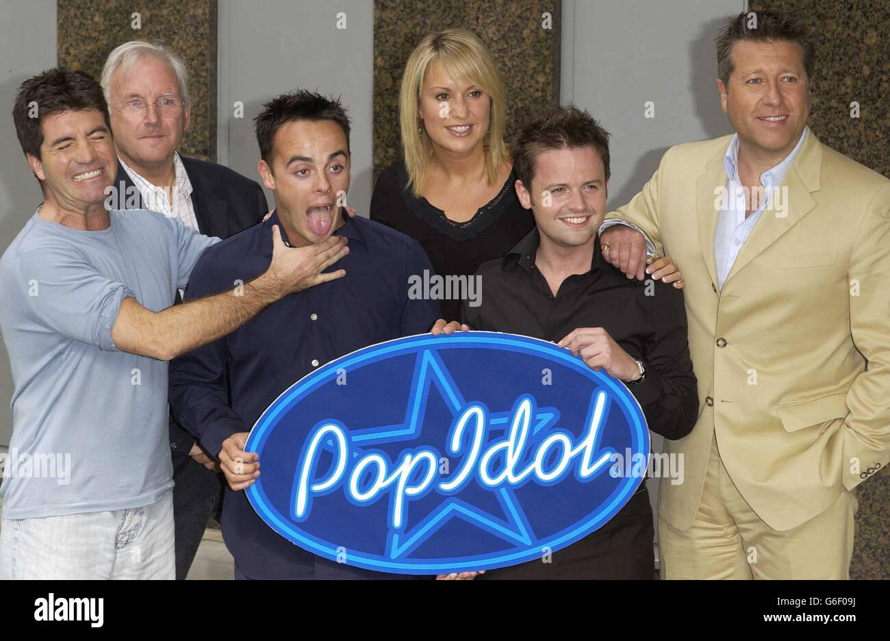Pop idol judges from left simon cowell hi-res stock photography and images  - Alamy