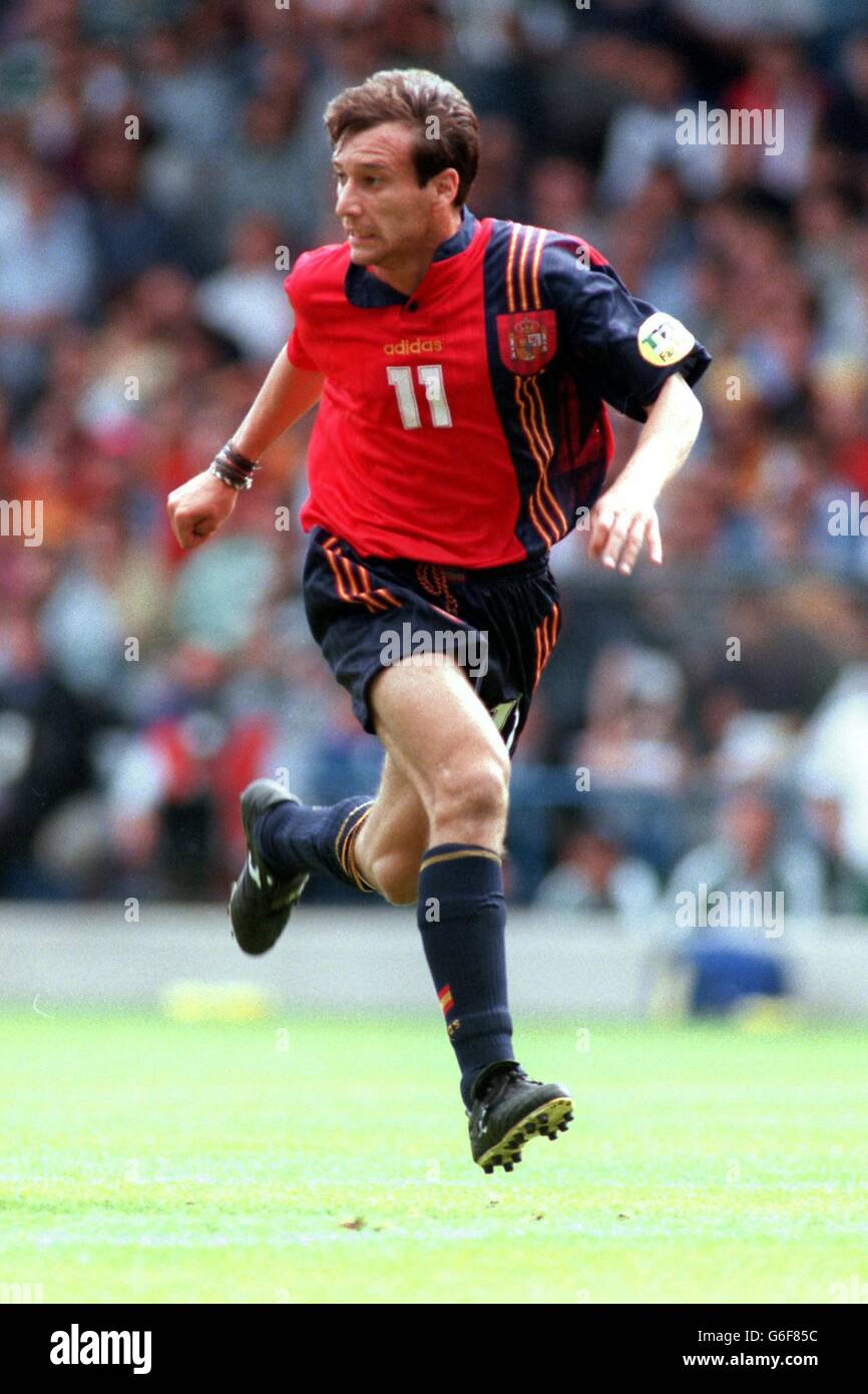Soccer European Championship 1996 Spain v Bulgaria Stock Photo Alamy