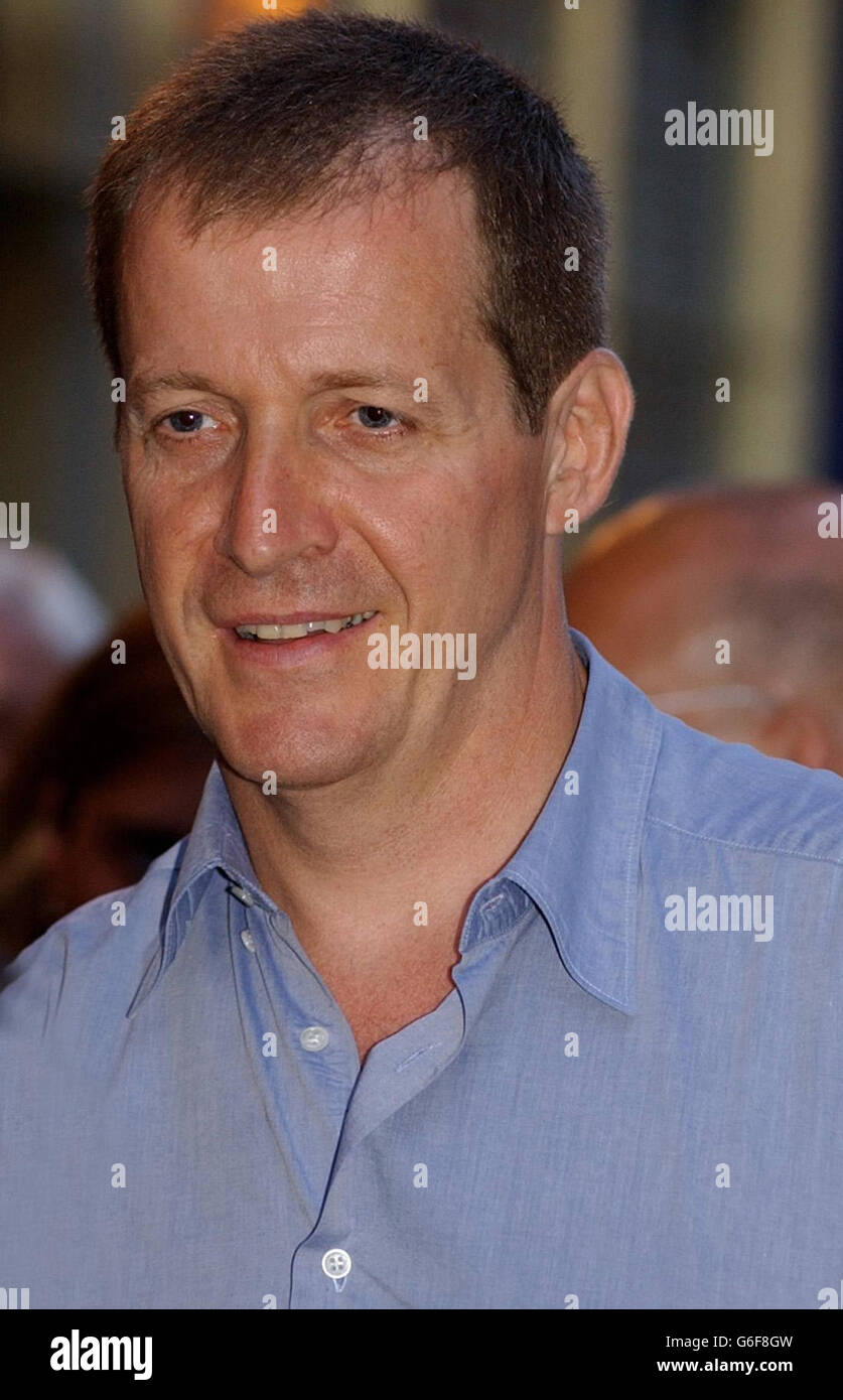 Alistair Campbell, the Government's director of communications, arrives at the Gay Hussar in Soho, London, to attend a party being held for Michael Foot's 90th birthday. Stock Photo