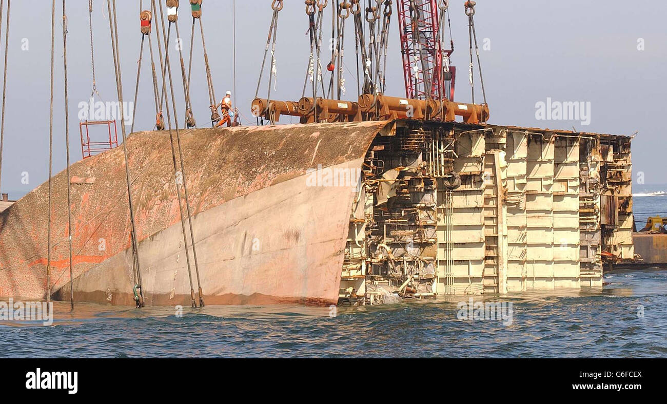 Sunken Boat Salvage Stock Photos Sunken Boat Salvage Stock