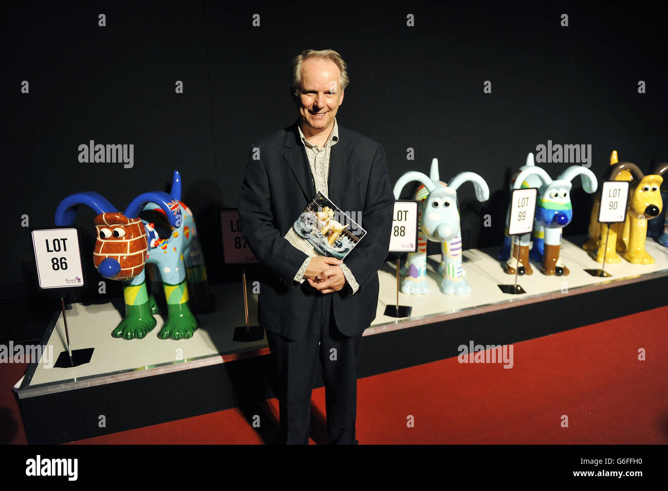 Wallace and gromit wallace and gromit grand appeal hires stock