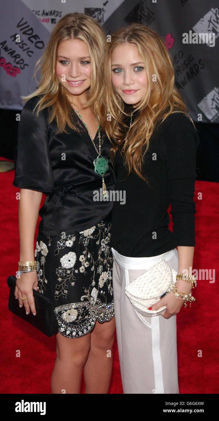Sexy Pictures Of The Olsen Twins